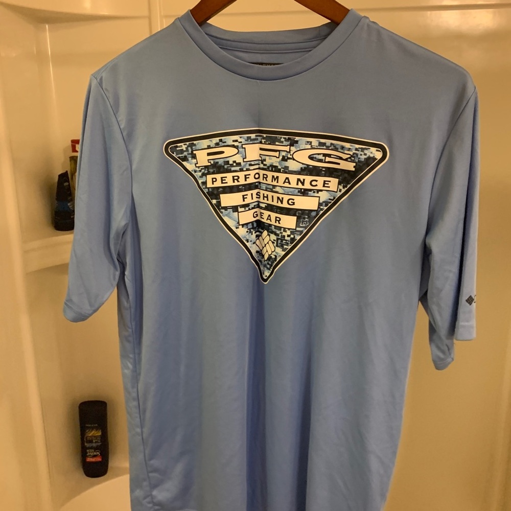 Columbia fishing shirt